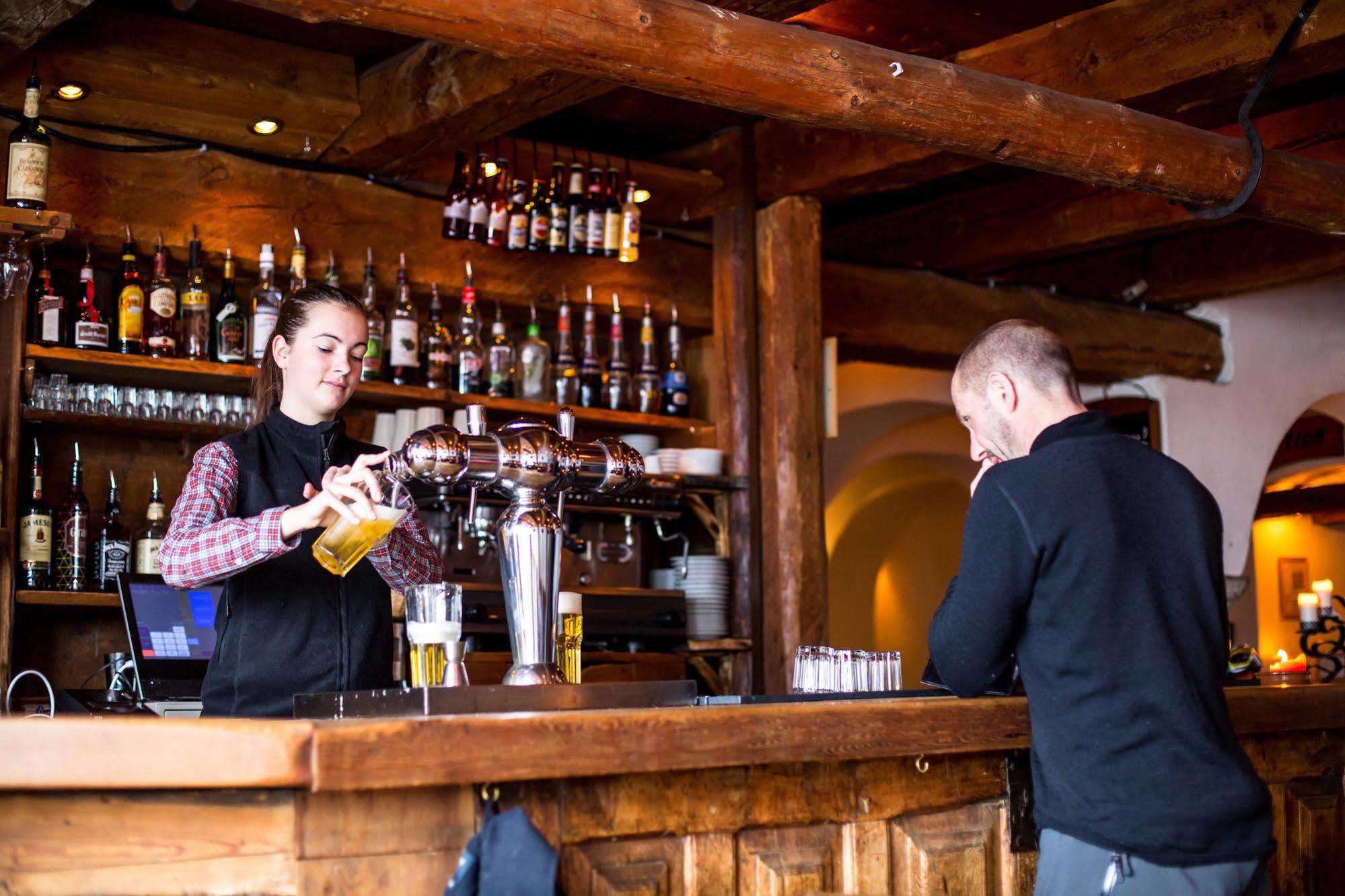 Langley Hotel La Vieille Ferme La Salle-les-Alpes المظهر الخارجي الصورة